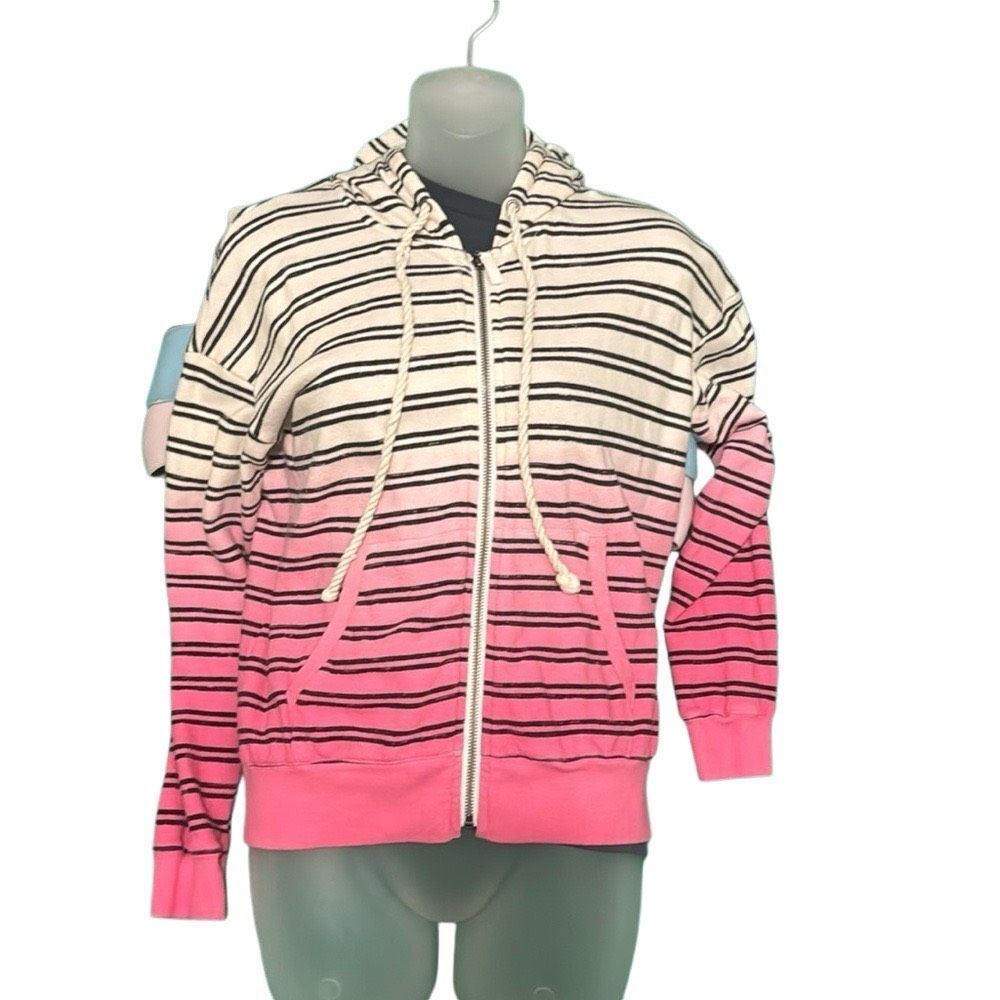 90s inspired soft stripe hoodie perfect for fall